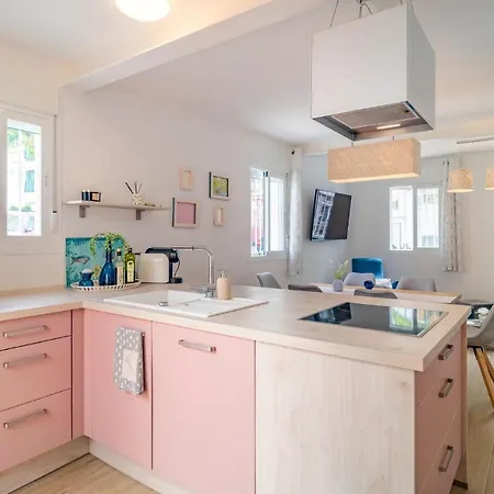 Beautiful In With Kitchen Nyaraló *